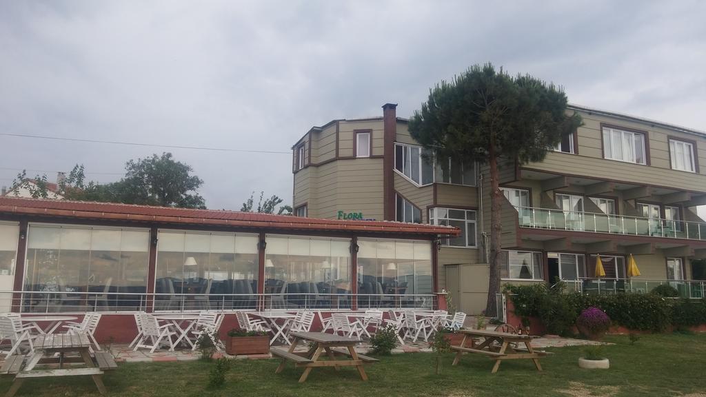 Flora Hotel Burhanli Exterior foto