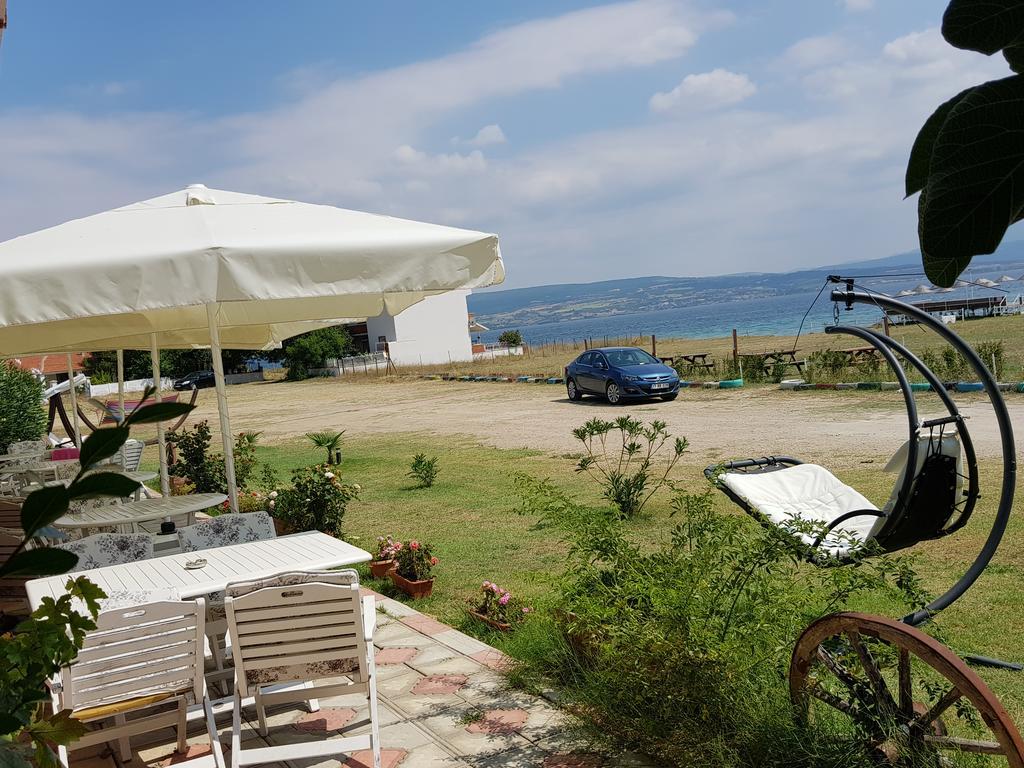 Flora Hotel Burhanli Exterior foto